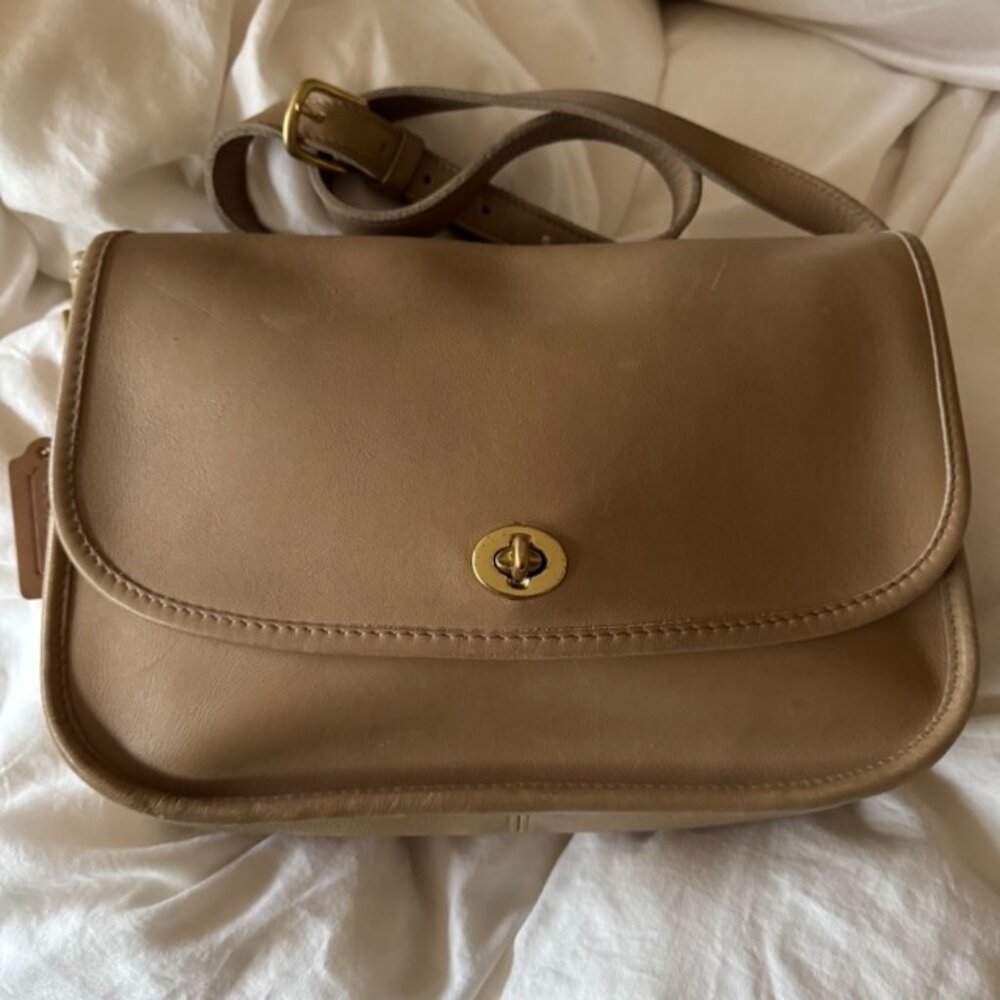 Auth Vintage Coach 9790 City Putty Leather Crossbody Shoulder Bag